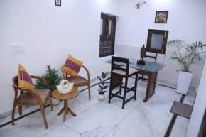Fortune Home Service Apartment 1Bhk,L-36B,Saket